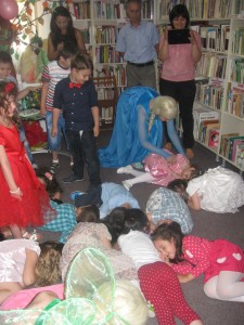 petrecere-Disney-la-biblioteca09