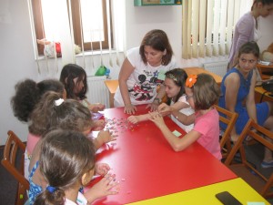 Ne jucam, invatam si crestem la biblioteca 04