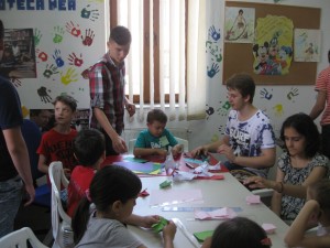 Ne jucam, invatam si crestem la biblioteca 05