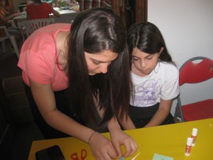 Ne jucam, invatam si crestem la biblioteca 08